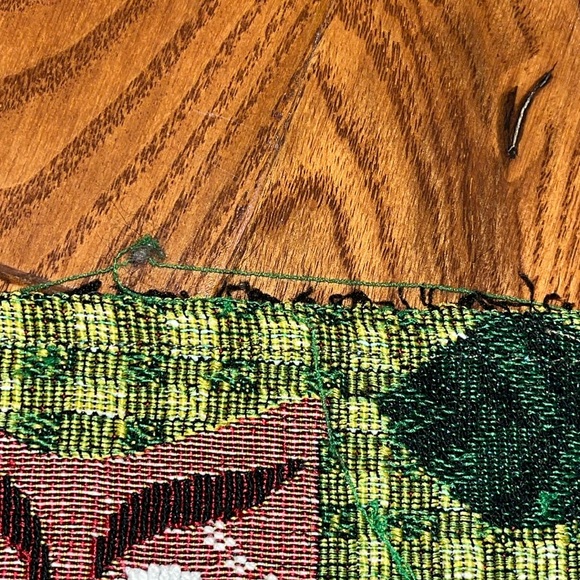 Owl tapestry table runner with 5 different owls sitting on a tree branch - Picture 13 of 13